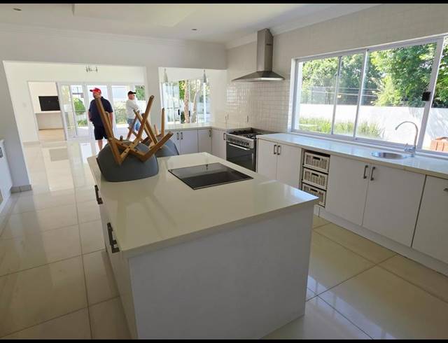 5 BEDROOM PROPERTY TO RENT IN BRYANSTON WEST